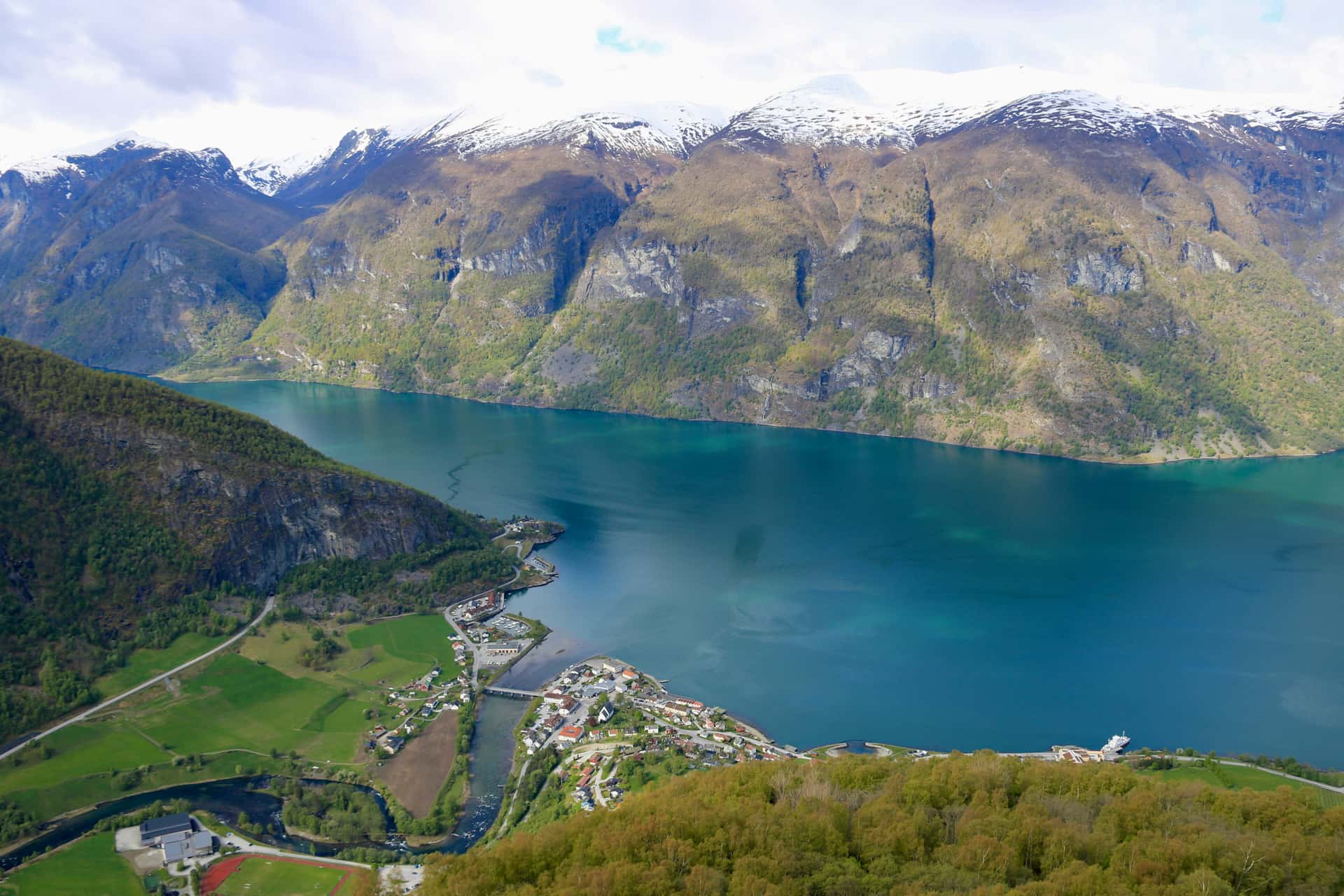 Jour 5: Flåm à Aurland